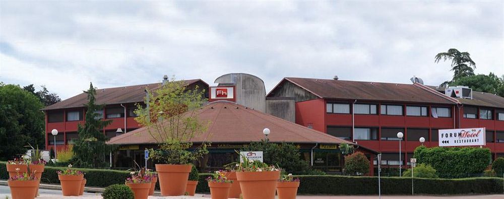 Kyriad Lyon Est - Genas Eurexpo Exterior photo